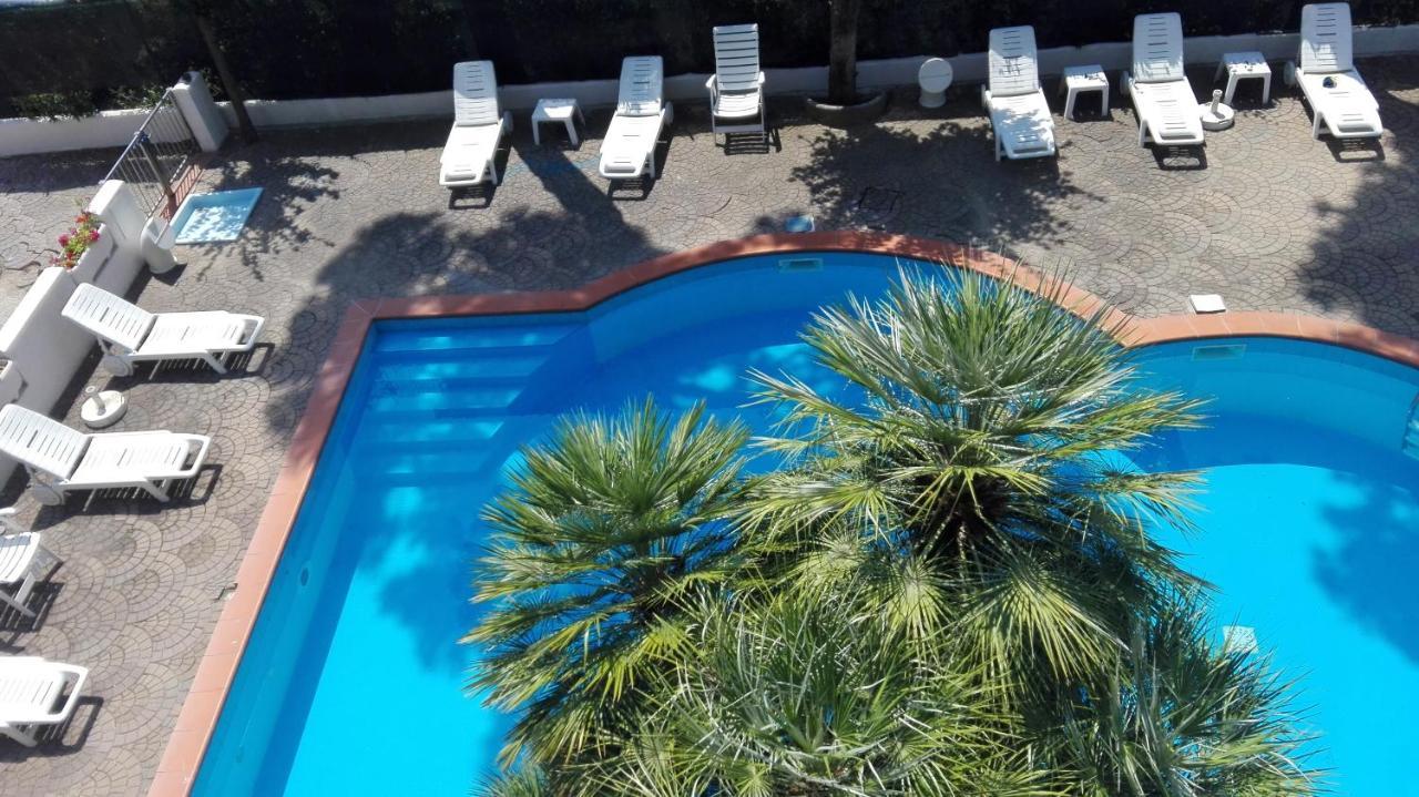 Hotel Enrica Cervia Exterior photo
